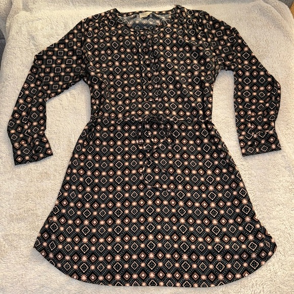 LOFT Dresses & Skirts - 👗 EUC LOFT Women's Geometric Long Sleeve V-Neck Tie Belt Dress – XL